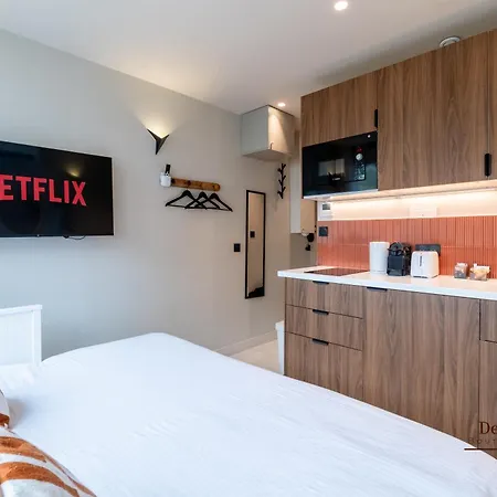 Montparnasse Central Studio With Ac 11 To 14M2 In A Prime Location Parigi