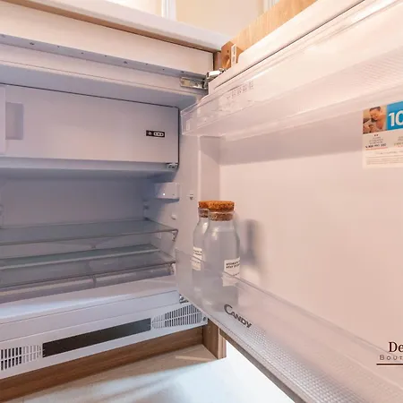 Appartamento Montparnasse Central Studio With Ac 11 To 14M2 In A Prime Location Parigi