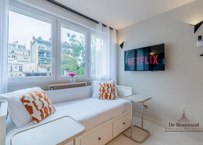 Montparnasse With Ac 11 To 14m2 In A Prime Location شقة