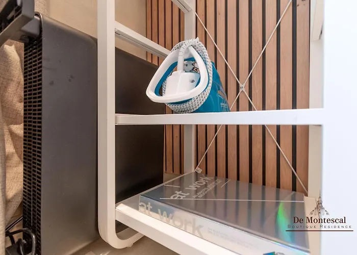 Montparnasse With Ac 11 To 14m2 In A Prime Location باريس