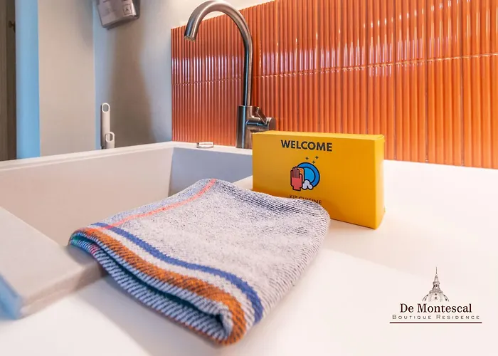 Montparnasse With Ac 11 To 14m2 In A Prime Location *