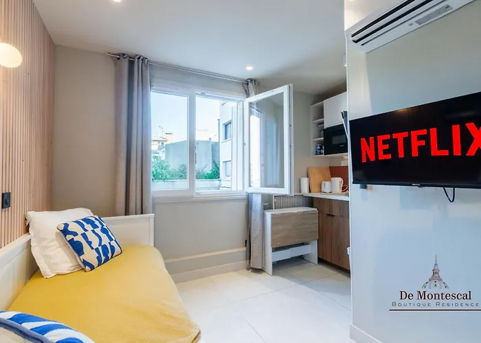 Montparnasse With Ac 11 To 14m2 In A Prime Location * باريس