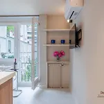 Montparnasse With Ac 11 To 14m2 In A Prime Location