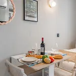 Apartman Montparnasse With Ac 11 To 14m2 In A Prime Location